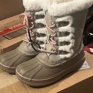 Cozy Kids Winter Boots - Tan